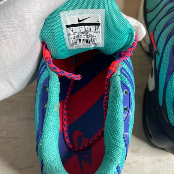 SOLD!SOLD!SOLD! NIKE AIR MAX PLUS HYPER JADE/FLASH CRIMSON-OBSIDIAN SHOES - Picture 8 of 10